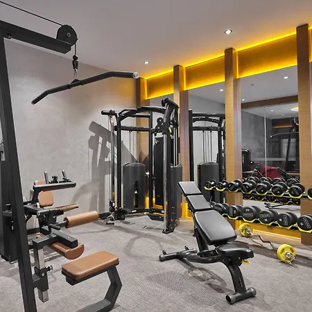 Hotel Magna Pivot - Boutique Class *