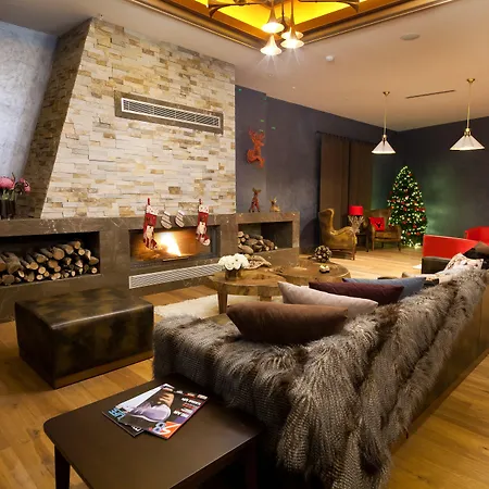 Magna Pivot - Boutique Class Hotel *