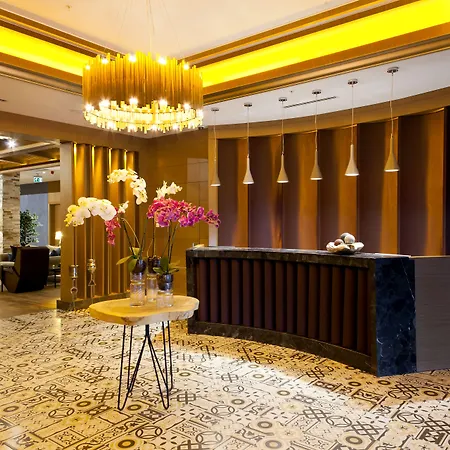 Hotel Magna Pivot - Boutique Class