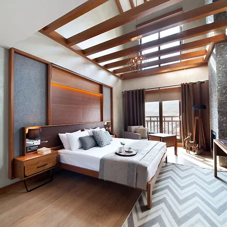 Hotel Magna Pivot - Boutique Class *